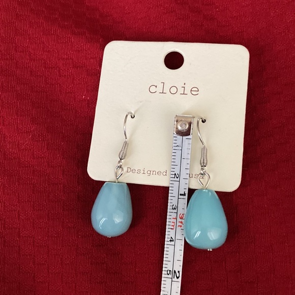 CLOIE dangling teardrop earrings, turquoise blue glass beads, designed in USA - Picture 2 of 2